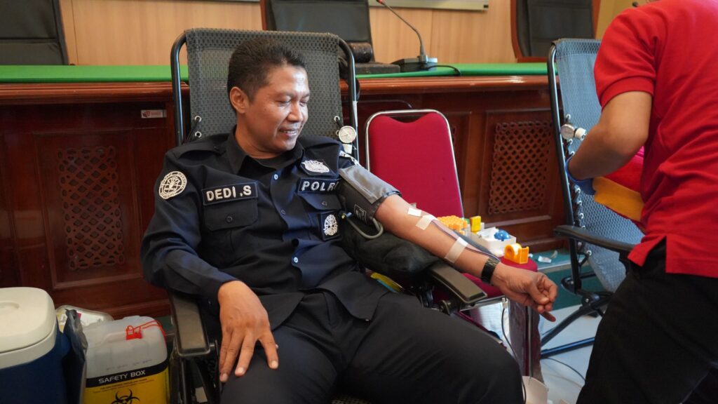 Semarak Hari Jadi ke-75 Humas Polri, Bidhumas Polda Kaltim Gelar Donor Darah WhatsApp Image 2026 10 20 at 11.45.05 2